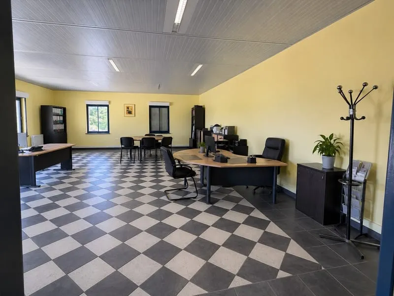 Photo 2