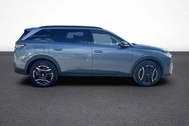 Peugeot 5008 plug-in hybrid 225 ch e-dcs7 — photo 7