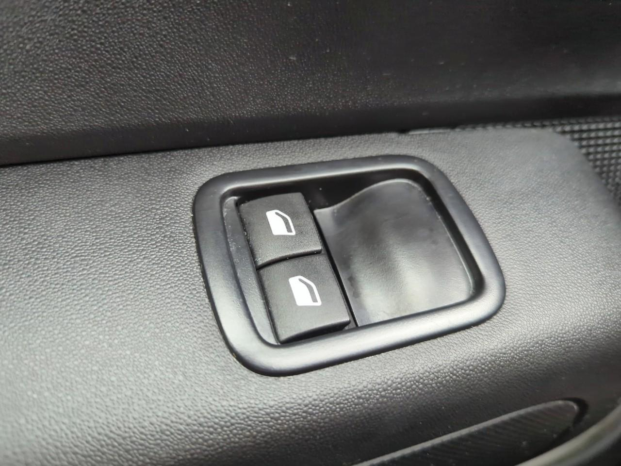 Citroën C3 puretech 83 ch bvm5 you — photo 22
