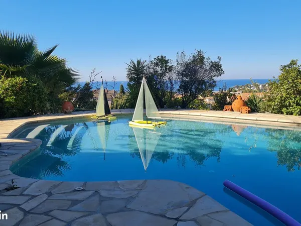 Maison CARQUEIRANNE, Piscine, Vue Mer