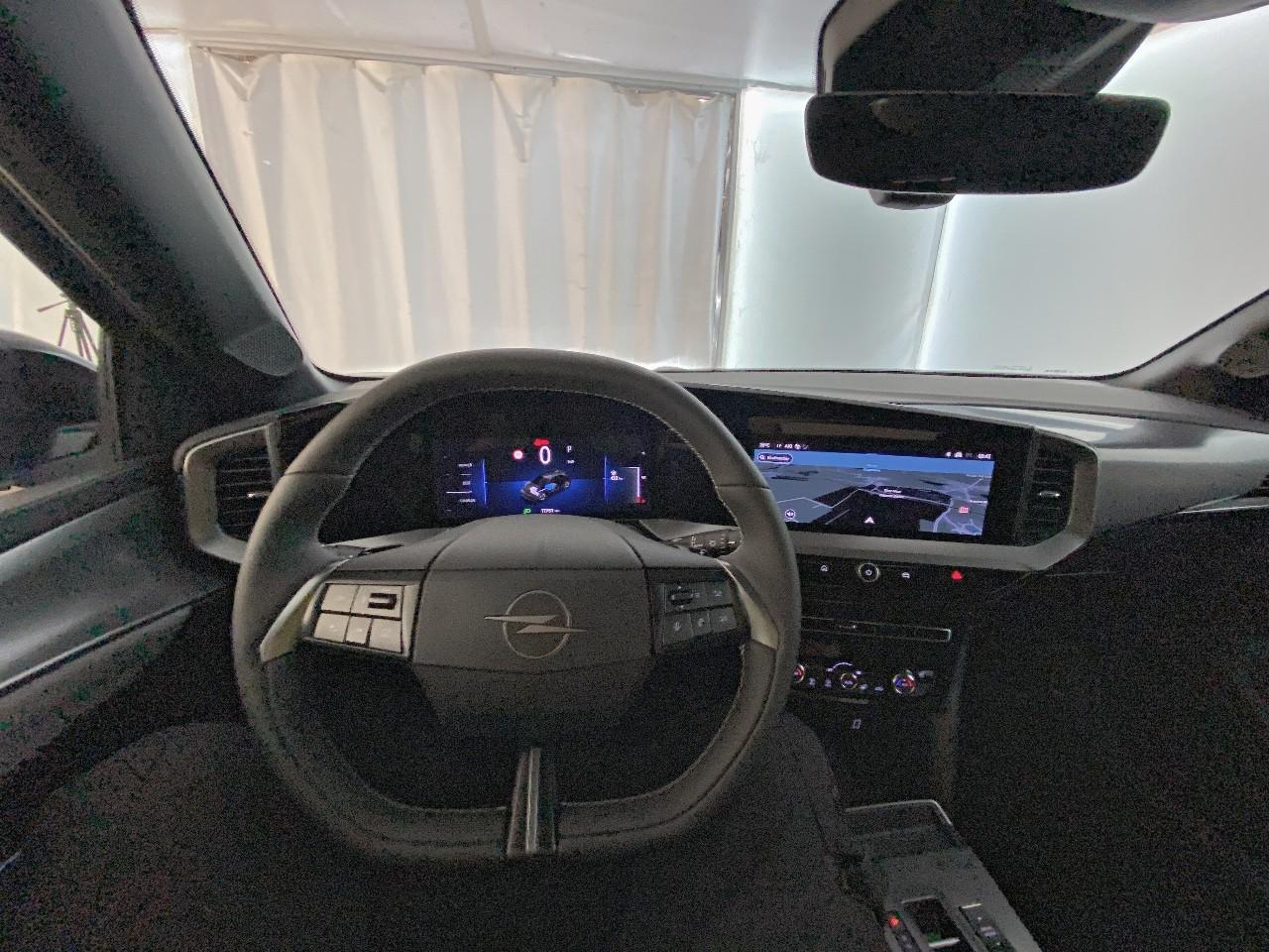 Opel Mokka 1.2 turbo hybrid 136 ch e-dct6 edition — photo 12
