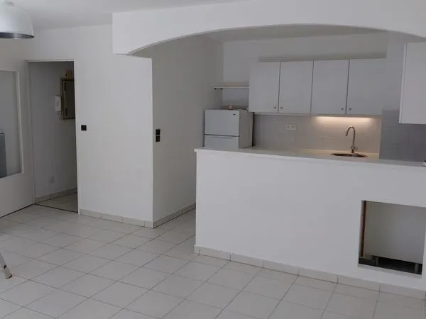 Grand T2 60m2 avec parking privé