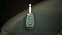 Renault Clio 1.0 TCe 90ch Evolution - 25 — photo 16