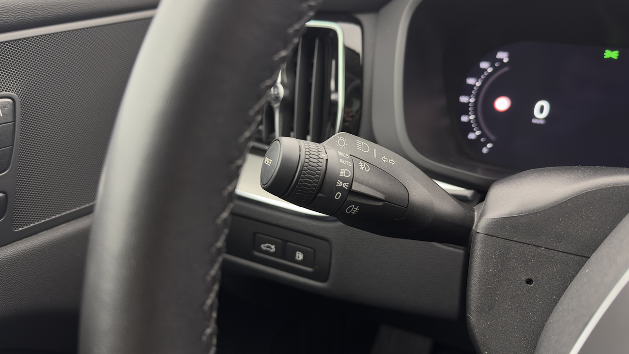 Volvo XC60 T6 Recharge AWD 253 ch + 145 ch Geartronic 8 — photo 31