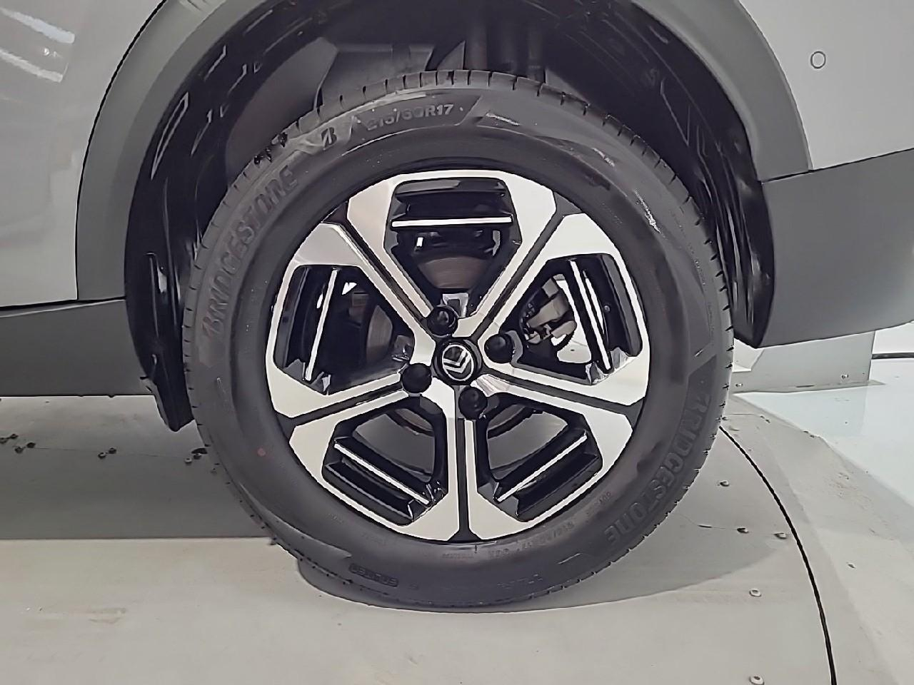 Citroën C3 Aircross hybride 145 ch aut max — photo 16