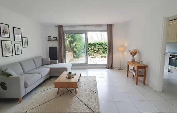 Appartement à vendre 2 pièces MONTMORENCY (95) avec terrasse et jardin