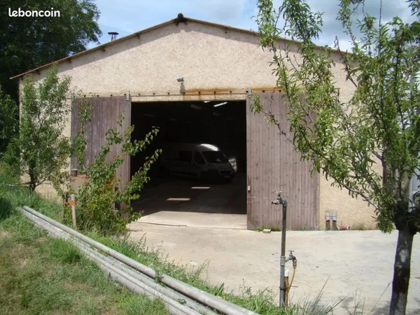Garage caravane camping-car