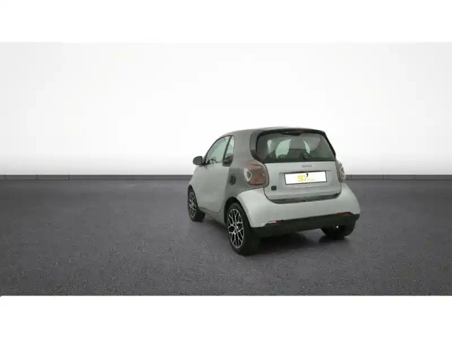 Smart Fortwo coupé 82 ch — photo 6