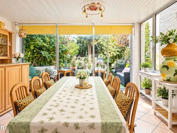 Maison 5 pièces 140 m²