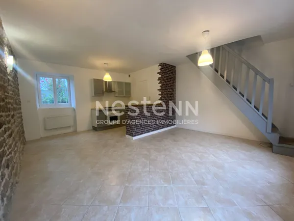 À VENDRE MAISON AU CALME AVEC HANGAR À LANRIGAN IDÉAL INVESTISSEUR