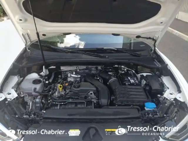 Audi Q3 sportback 35 tfsi 150 ch s tronic 7 s line — photo 7