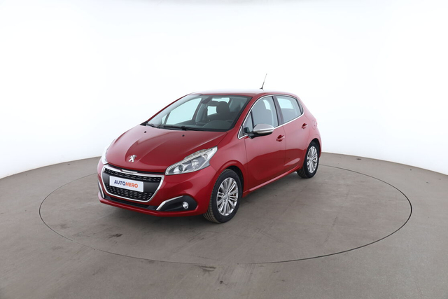 Peugeot 208 1.2 PureTech Allure EAT6