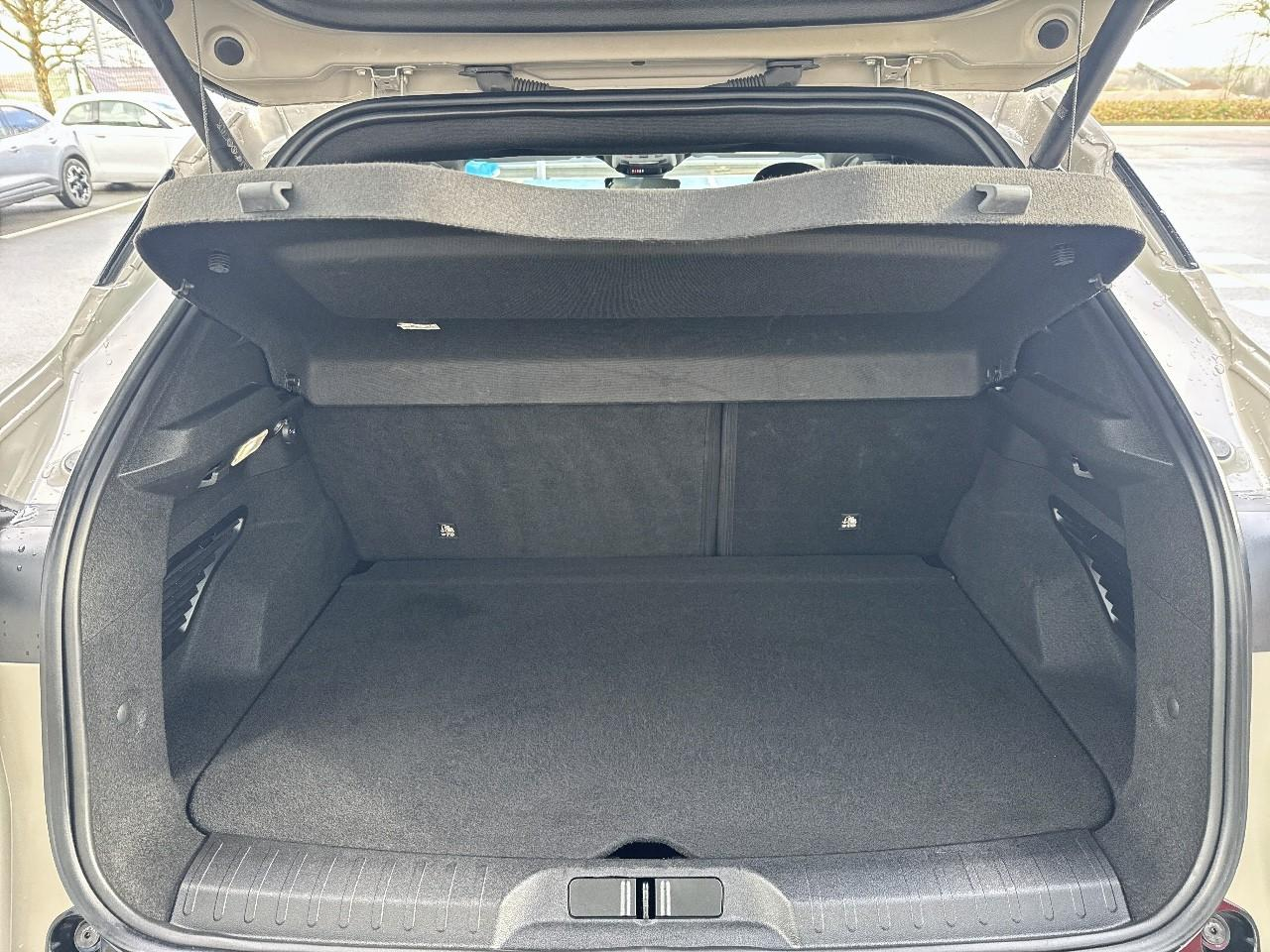 Alfa Romeo Junior 1.2 ibrida 136 ch edct6 premium — photo 6