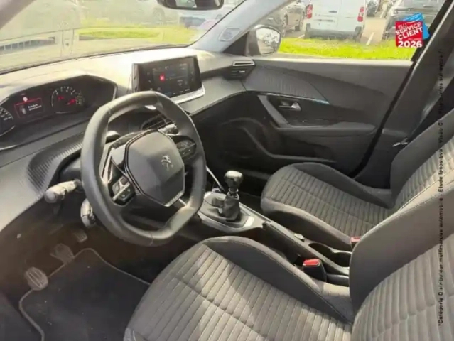 Peugeot 2008 1.2 puretech 130ch s&amp;s style — photo 15