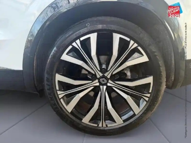 Renault Austral 1.2 e-tech full hybrid 200ch iconic- 24 — photo 10