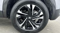 Peugeot 2008 1.2 PureTech 130ch S&S Allure Business — photo 11