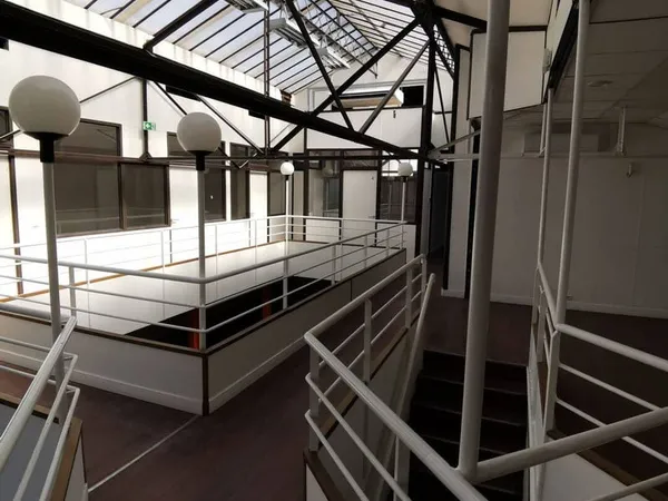 Boutique 6 pièces 625 m²