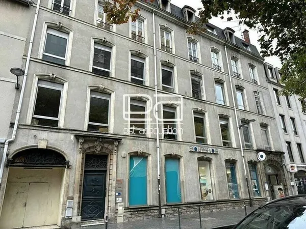 Bureaux 235 m²