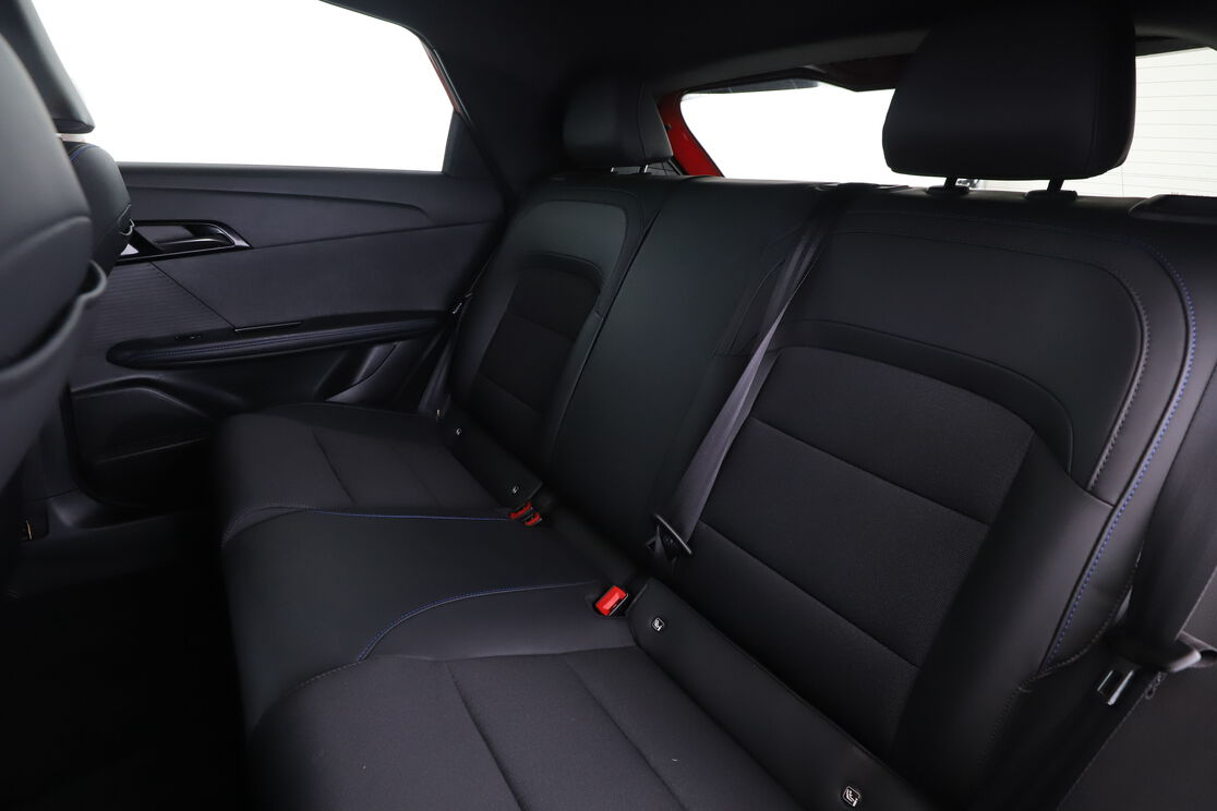 MG 4 EV 64kWh -150 kW 2WD Luxury — photo 13