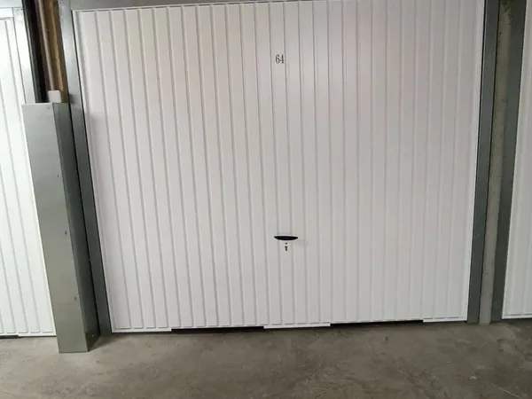 Parking 12 m²
