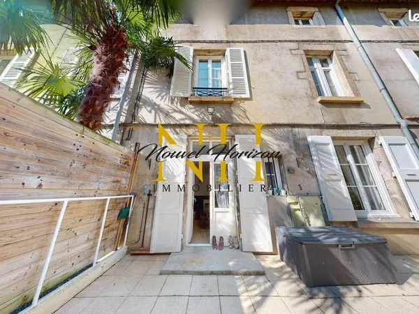 Appartement 5 pièces 188 m²