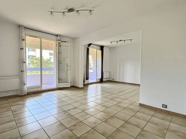 Appartement 4 pièces 80 m²