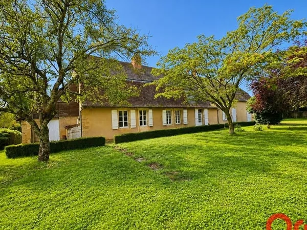 Maison 5 pièces 217 m²