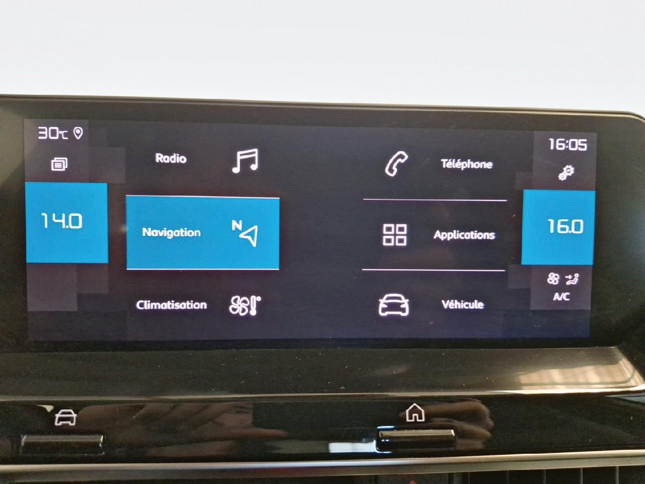 Citroën C4 puretech 130ch s&s shine eat8 — photo 17