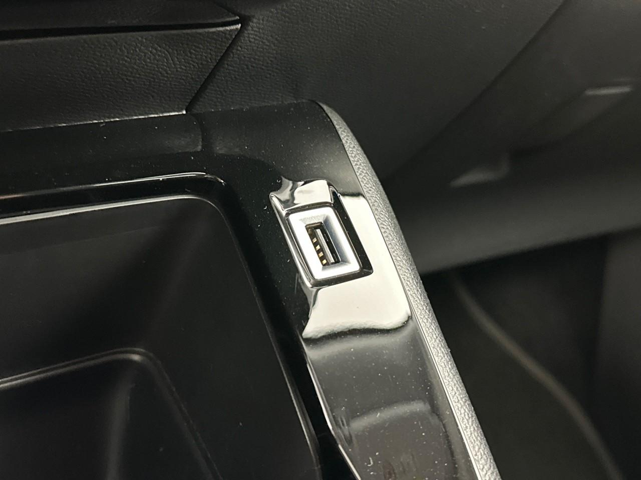 Peugeot 2008 puretech 130 s&s bvm6 style — photo 23