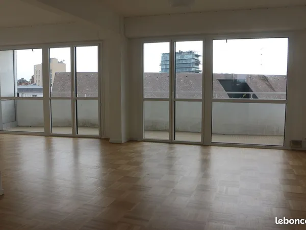 Colocation à 4 dans F6 de 120 m² RENNES CENTRE