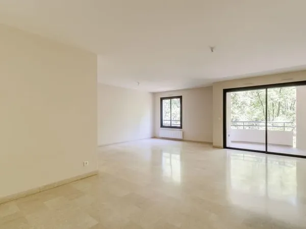 Appartement 5 pièces 147 m²