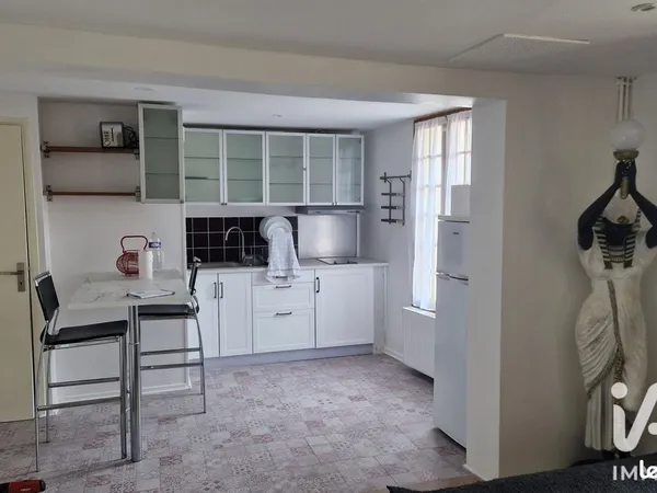 Local 300 m² Méry-sur-Oise