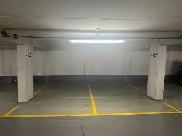 Parking 48 m²