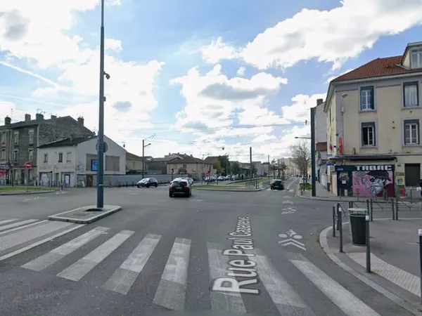 Lot de 5 parkings en sous-sol à Venissieux