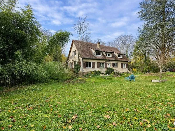Maison 12 pièces 284 m²