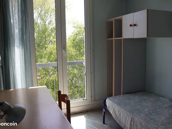 Location de chambre 12m2 meublée