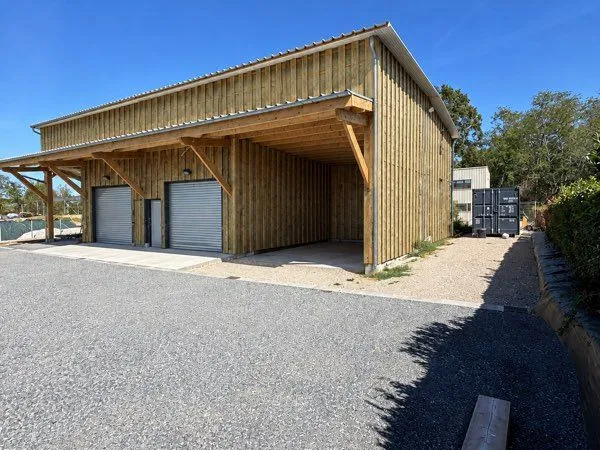 Local professionnel