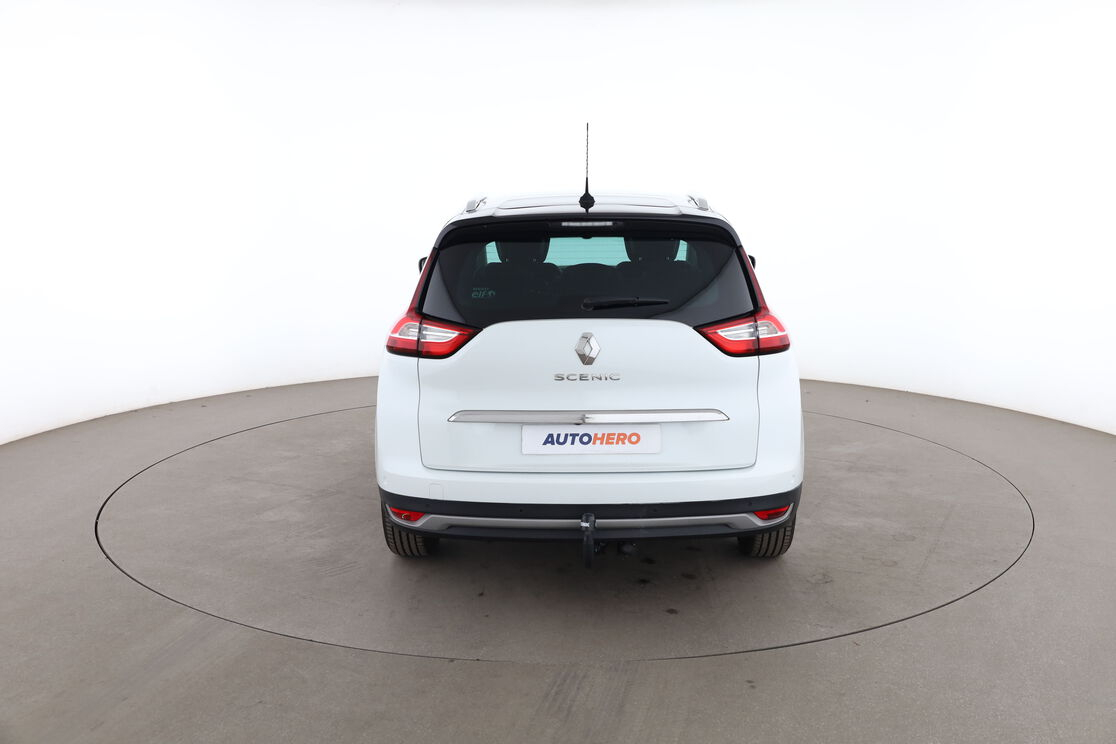 Renault Grand Scenic 1.6 dCi Energy Bose Edition EDC — photo 4