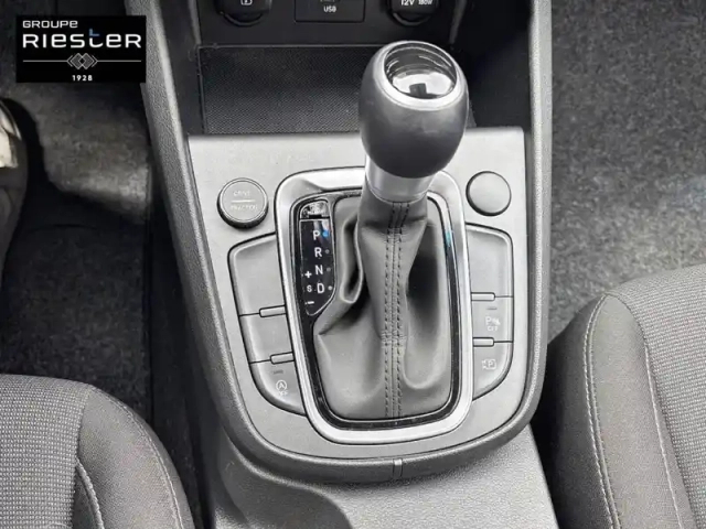 Hyundai Kona 1.6 crdi 136 dct-7 hybrid 48v — photo 29