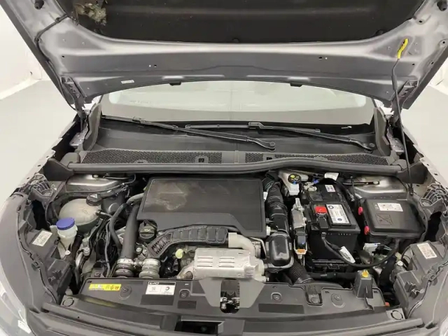 Peugeot 2008 puretech 100 s&amp;s bvm6 — photo 21