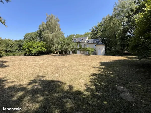 Propriété 11 pièces 293 m²