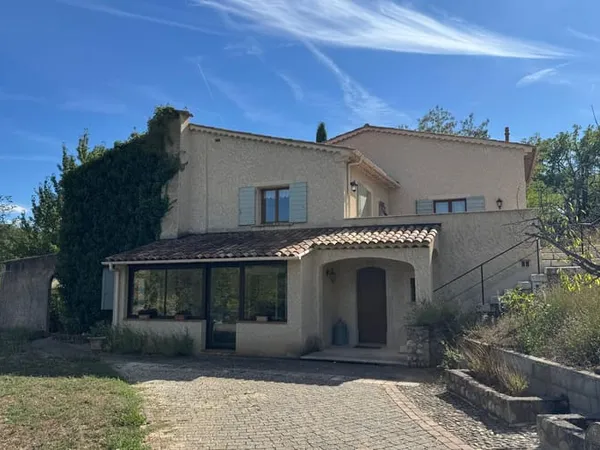 Maison 4 pièces 154 m²
