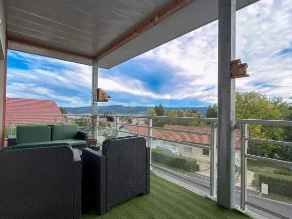 Appartement récent de 67 m2, deux chambres, à Orchamps-Vennes