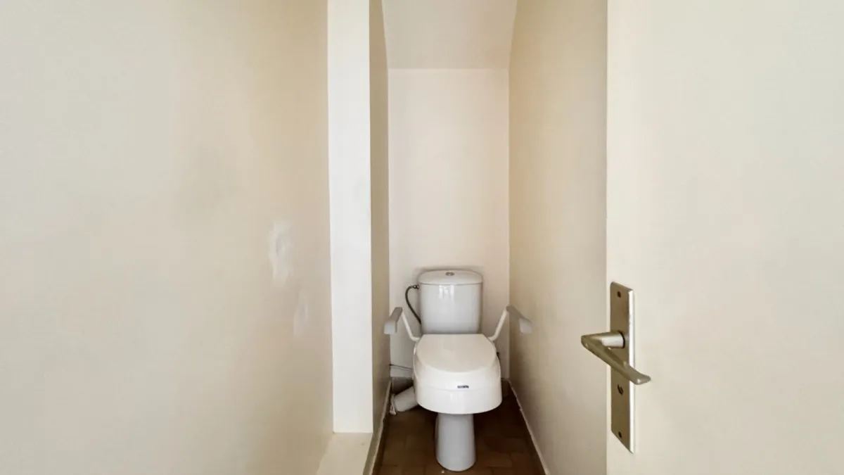 Photo 44