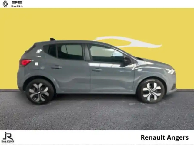 Dacia Sandero 1.0 tce 90ch journey — photo 6