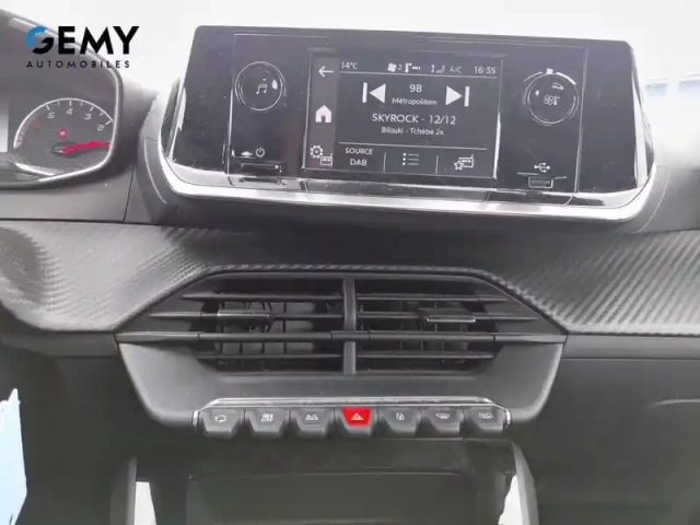 Peugeot 208 puretech 75 s&amp;s bvm5 — photo 28