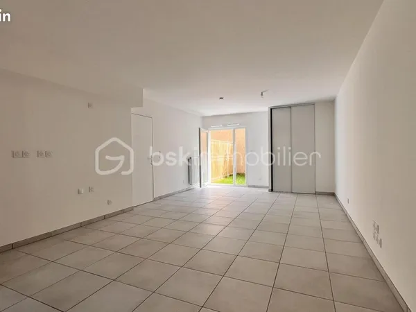 Studio 1 pièce 35 m²