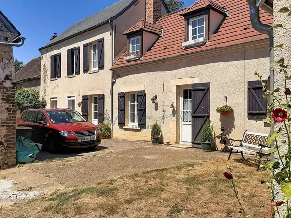 À vendre - Authentique longère de 192 m² à proximité de Clermont