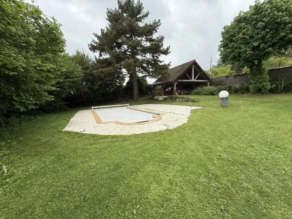 Maison 7 pièces 236 m²