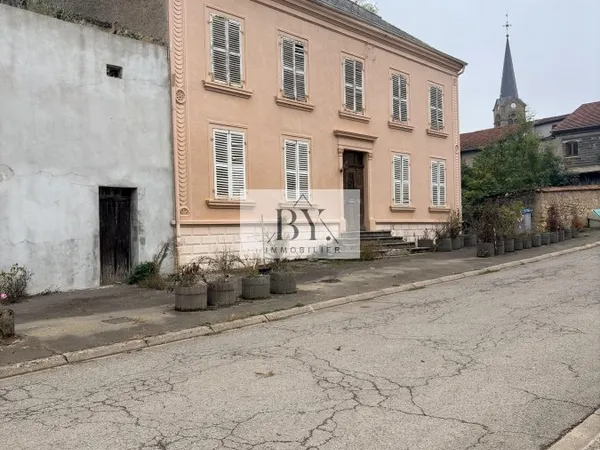 Maison 7 pièces 222 m²